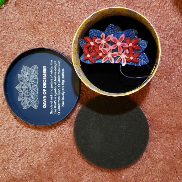 Erstwilder Dawn of December Hair Clip Claw. Jocelyn Proust. New in Box. - Picture 5 of 9